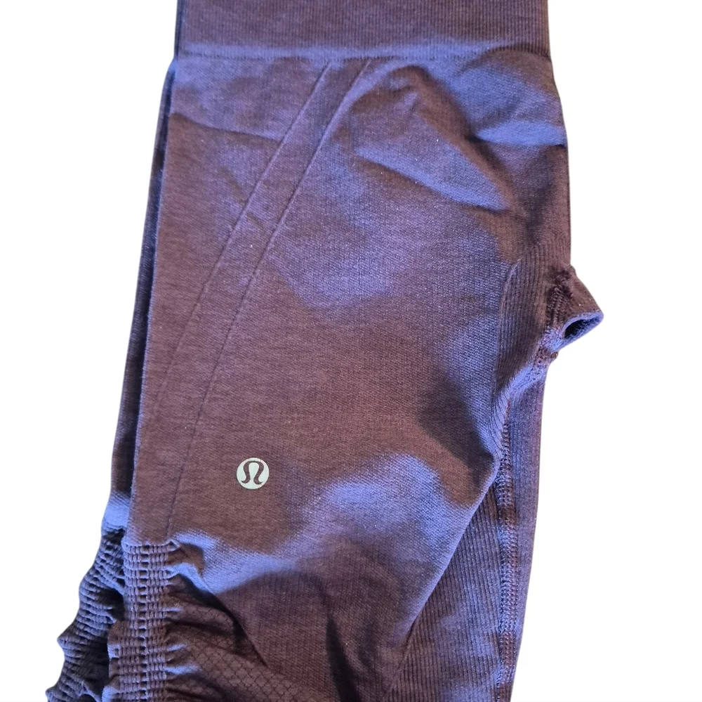 Purple‎  Capri Leggings 8